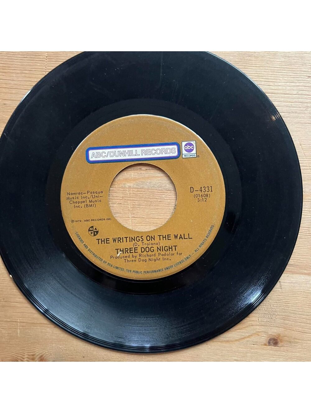 Three Dog Night - The Writings on the Wall/Pieces of April 45rpm VG+ R14